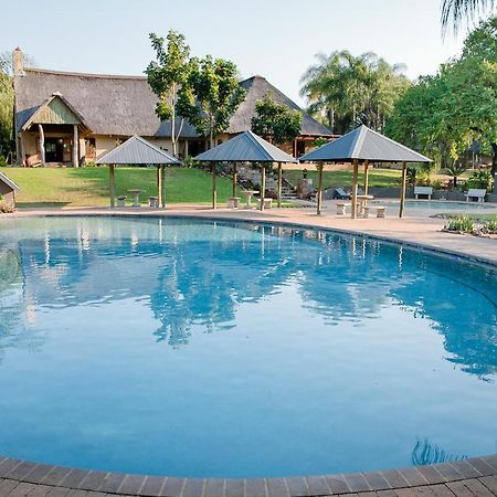 Aan De Vliet Holiday Resort هازيفيو المظهر الخارجي الصورة